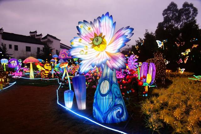 桂林：首届非遗千灯游园，光影艺术璀璨盛宴！