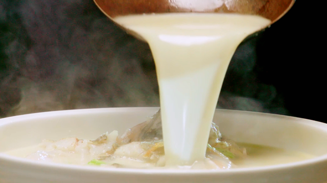 坐高铁到这里赏红叶，享景区优惠！