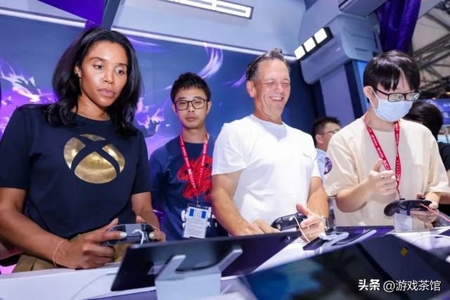 国服上线在即，网易这个IP用户2亿的新作在苹果发布会“出风头”