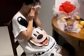 怀孕女子想吃榴莲，结果老公的话寒了心，一个榴莲毁了一个家。图片