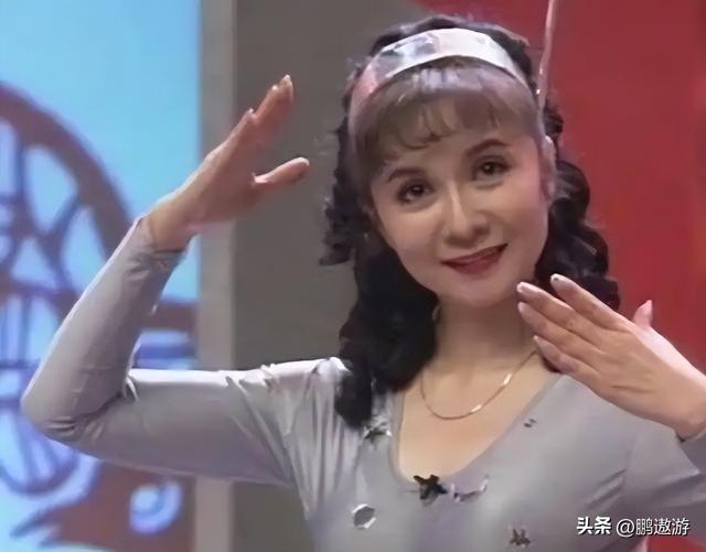 原来，他就是“春晚钉子户”蔡明的老公，难怪蔡明能上28次春晚