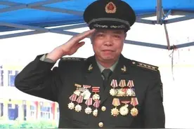 他执行任务123次，无一失手，越南悬赏15万元要他的性命图片