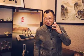 港星许绍雄证实自己出身于广州名门望族，他却强调自己是大树枯枝图片