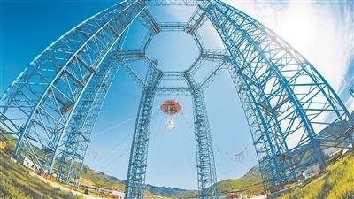 我载人航天器地外天体着陆起飞试验圆满成功