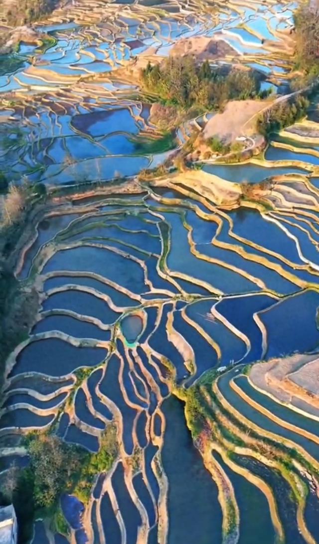 镜映千年元阳哈尼梯田