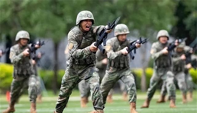 一旦开始收复台湾，中国很有可能面临四线作战	，解放军必须谨慎！