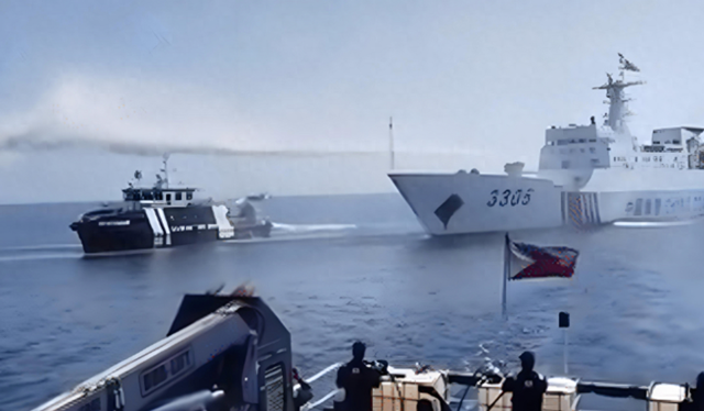 5艘航母随时云集南海，中方手段升级空前强力，枪炮无眼对菲警告