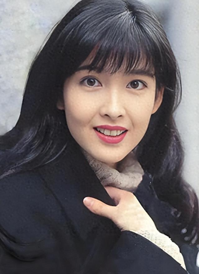 被戴8次绿帽子	，3次捉奸在床，这就是我们“玉女”守卫的爱情？