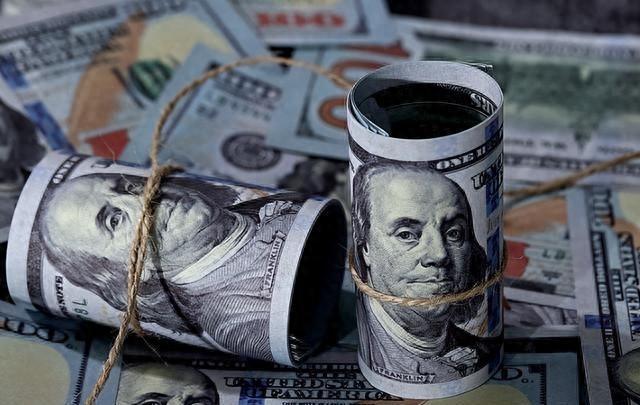 日本天皇亲自出山，对中国的反击正式开始，高市早苗憋出了一妙计