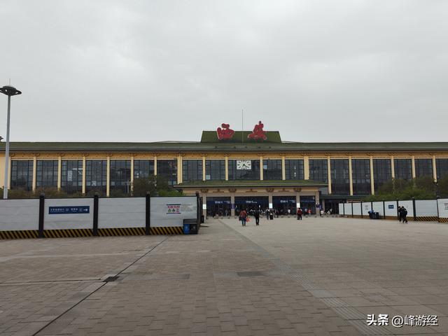 延安初印象，宝塔山远眺，延安大礼堂和陕甘宁边区政府旧址