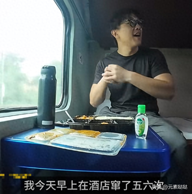 新德里真能跟北京比？博主半天遭遇5个骗子，下雨停地铁边走边窜