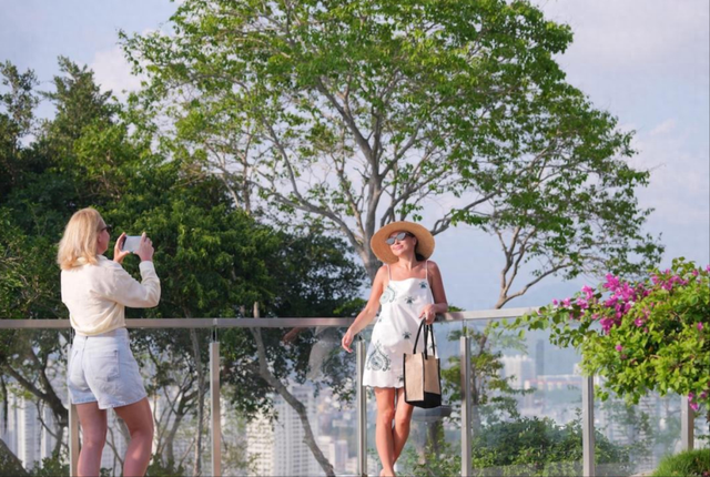 从“流量”到“留量”， 海南三大老牌景区如何向“新”行？