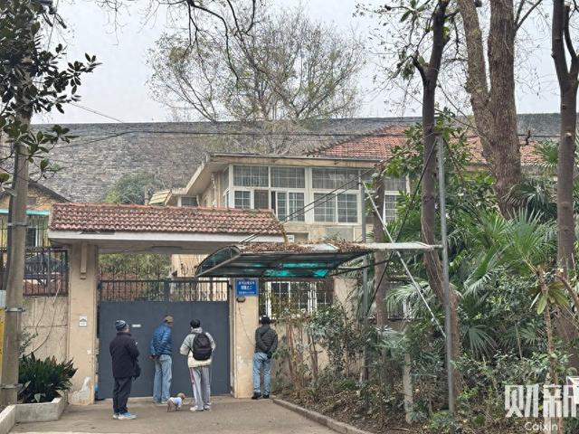 万字长文还原《江南春》图卷的疑雾重重：庞家捐赠、南博赝品鉴定、罕见划拨出售、流向巨额拍卖