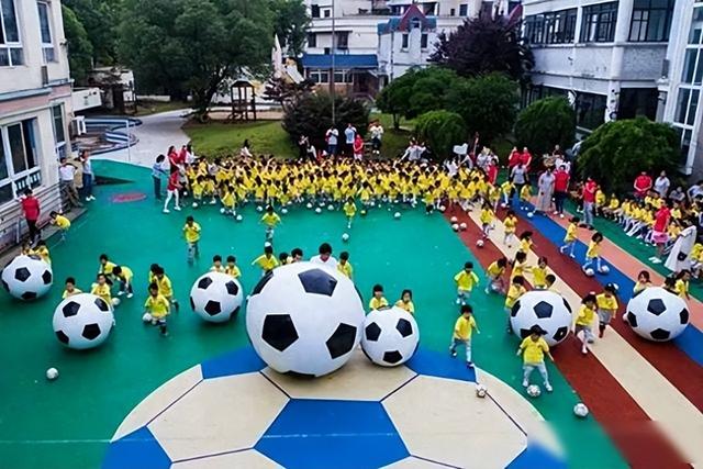 幼儿园家长寄语简短经典（家长平时常跟幼儿园老师说这三句话）