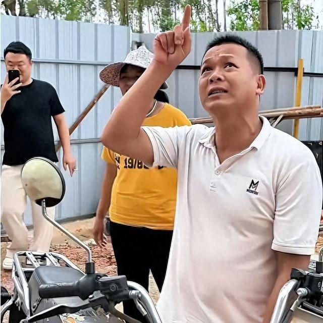 全红婵爸妈也没想到，别墅刚封顶，一家人就走上了大衣哥的老路