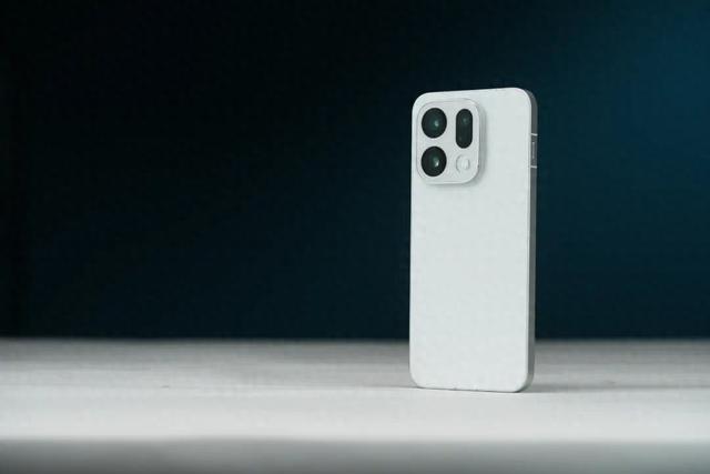 OPPO Find X9 图赏：把高端手感与旗舰影像装进口袋