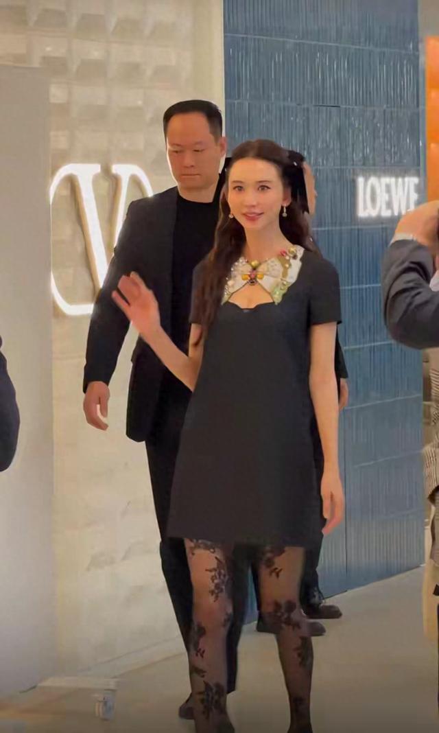 林志玲现身上海，日系风严重，老日本少女装扮让大家不忍直视！