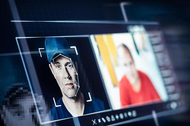 AI对决AI！金融科技打响AI欺诈攻防战