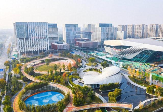 成都青羊：蔡桥公园建成开放 航空国创中心产业园“长出软配套”