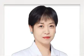 原来冲马桶也有技巧，很多人都不知道 #健康守护计划 #听医生一句劝 #硬核健康科普行动 #冲马桶一定要盖盖子 #上厕所视频封面