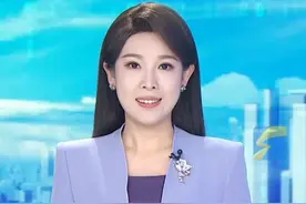 注意！胖真的会在伴侣间“传染” ！美国一项研究显示，在一段伴侣关系中，如果两人越满意对方、越爱彼此，更容易一起变胖。西班牙肥胖症研究学会一项医学调查发现，从恋爱开始到关系稳定，这段时间人的体重平均增长约4.5公斤左右，“丈夫影响妻子”和“妻子影响丈夫”的风险分别是44%和37%。#结婚前结婚后 #情侣 #幸福生活中的仪式感 #减肥视频封面