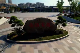 小人国微距，大佬们请指教，第一次操作。   #航拍 #无人机航拍视频封面