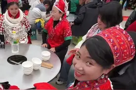 偶遇贵州农村婚宴，一桌只有"5个菜"，味道简直太棒了！ #坝坝宴视频封面