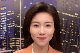 川美本科毕业作品《祷》已售出，作者确认将在本校读研。#主播说新闻