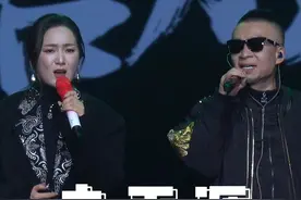 龙梅子 x 老猫《走天涯》还是那个味~太经典了！ "你的脚步流浪在天涯，我的思念随你到远方”#龙梅子 #老猫 #龙梅子老猫 #龙梅子走天涯 #龙梅子都说巡回演唱会