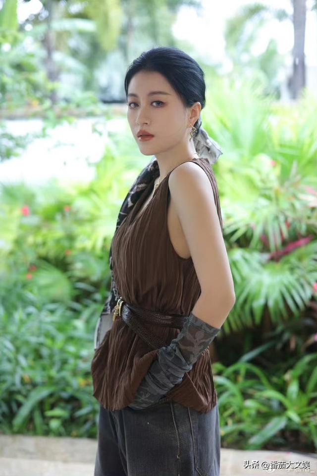李嘉格官宣与车澈离婚