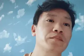 秦绪文：做自媒体，用AI搬运违规吗视频封面