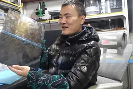 这设计价值1万，双屏无键盘笔记本！你会为它买单吗？视频封面