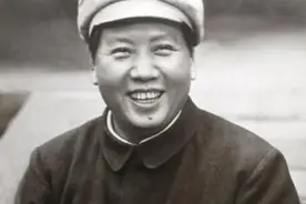 1937年，王明想夺毛主席的权，是谁投下关键一票？