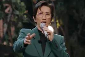林志炫当着原唱面翻唱《知否》，一开口胡夏懵了：还好我先唱的！视频封面