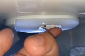 上门就收100元？小病大修，没病也修？维修人员：这是手艺图片