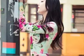 除了胖，骨盆前倾也会导致肚腩大，到底要怎么做才能遮住小肚子？图片