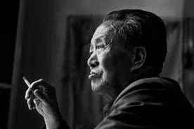 艾青经典诗选图片