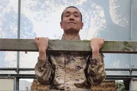 四川成都锦江籍新兵唐海龙三次应征终入伍图片