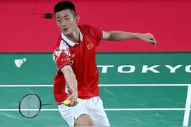 李宁羽毛球拍雷霆80测评图片