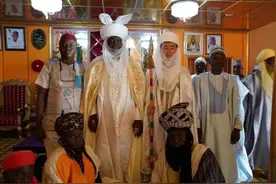 河南小伙子被封“非洲酋长”！封地500亩，加冕仪式全球直播，现在怎么样了？图片