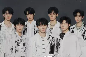 时代少年团火力全开演唱会图片