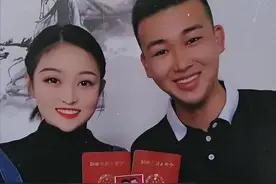 侏儒症百万女网红，身高1米，嫁1.87米河北帅哥，结婚2年遭抛弃图片