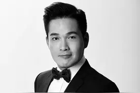 突传死讯 ！TVB知名男星在家中晕倒后离世，刚宣布与女友结婚图片