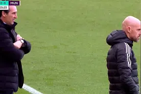 维拉3-1曼联！埃梅里新上任三闷棍送给滕哈格，C罗首发跟对手摔跤图片