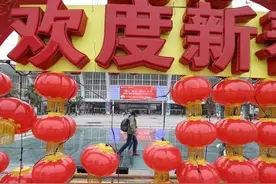 父母在哪，家就在哪，爱就在这里图片
