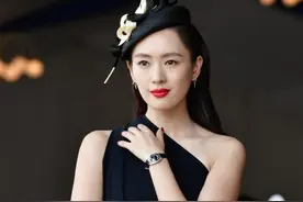 童瑶新剧穿搭又开挂，剧中连穿4件高定连衣裙，显贵时髦气质真好图片