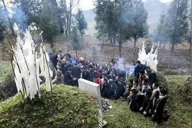 人死后为啥要烧纸钱？真的有用吗？原来烧纸钱有这么多禁忌和讲究图片