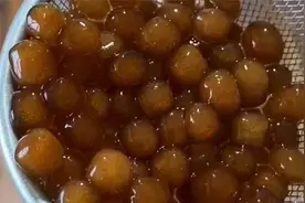 珍珠奶茶里的珍珠在家怎么做？教你一招，2分钟做300个图片