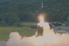 台军在台东南空域试射导弹，刚宣布关闭海空域，我军28架军机现身图片