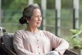 儿媳女儿先后住我家，观察她们一举一动，我知道了两者的差别在哪图片